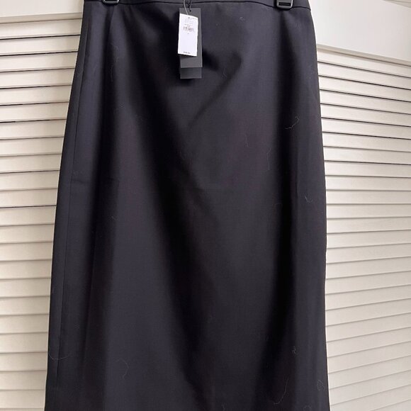 Banana Republic Pencil Skirt Black Wool Blend Women's Size 4 Italian Fabric NWT - Picture 1 of 1